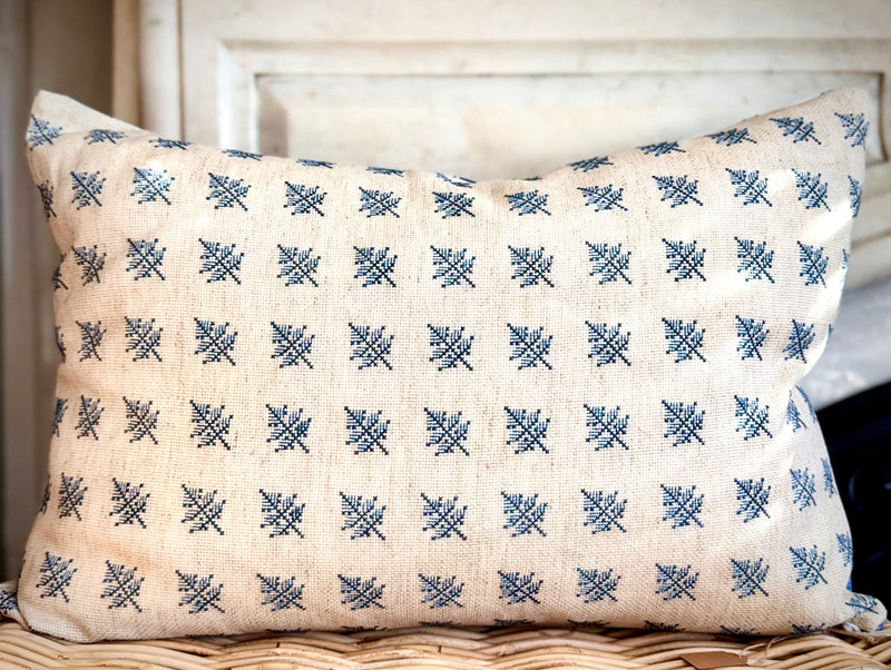 Leaf Pillow